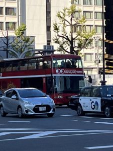 久しぶりに見た、2階建大阪市内観光バス！